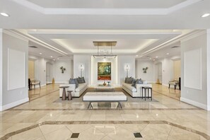 Interior - Grand Bay 3 BR / 3 BA Condo on LBK by FVC (Longboat Key)