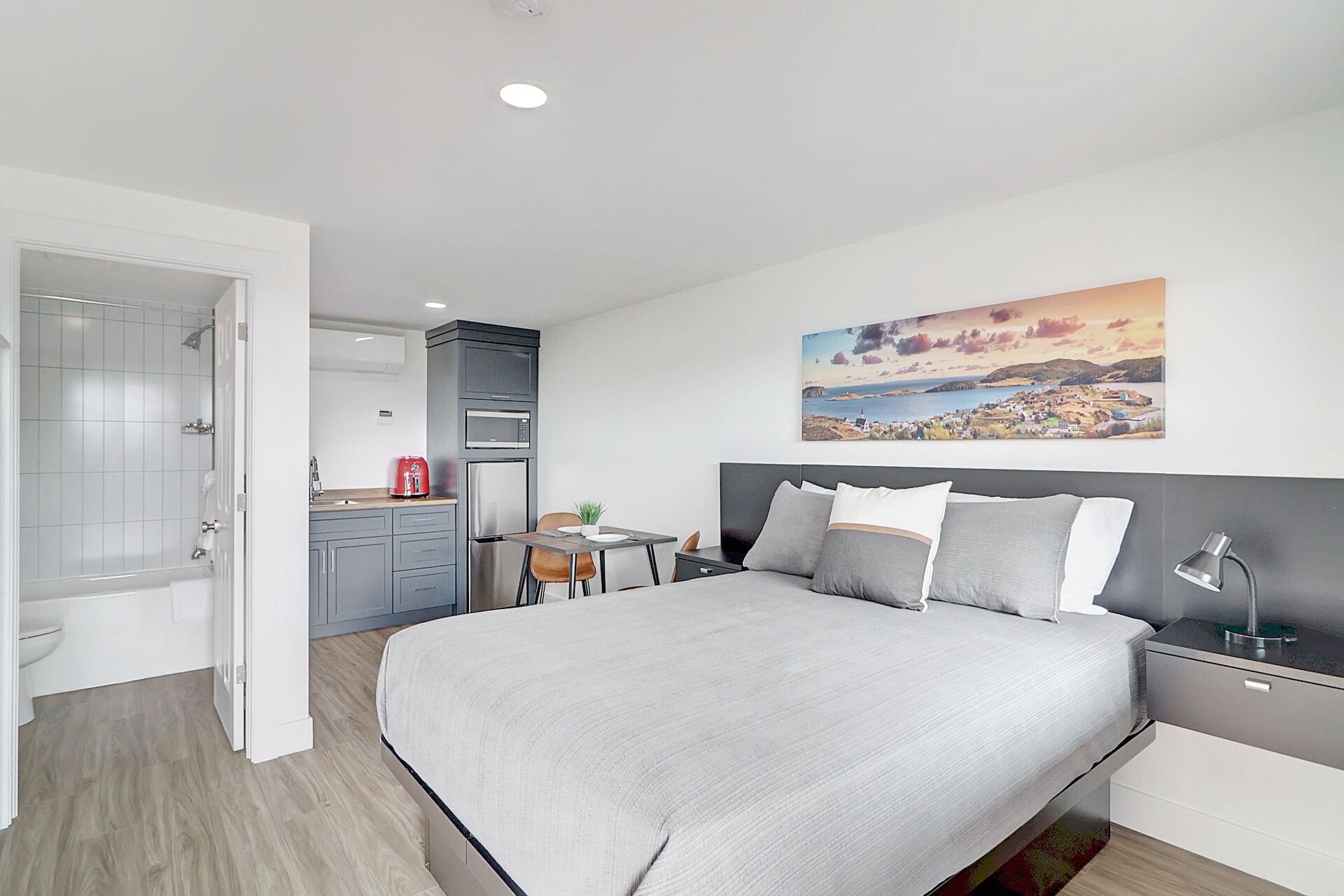 Laptop workspace, free WiFi