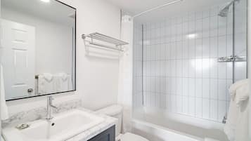 Deluxe-Suite, Balkon | Badezimmer