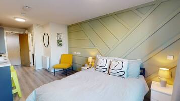 1 bedroom, iron/ironing board, WiFi, bed sheets