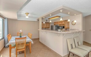 Dining - Atlantis 301- 3BR- Pool- 800ft to Beach (Myrtle Beach)