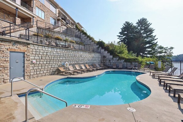 Pool - Charmed Life at Delton Grand (Wisconsin Dells)