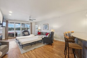 TV, fireplace - Charmed Life at Delton Grand (Wisconsin Dells)