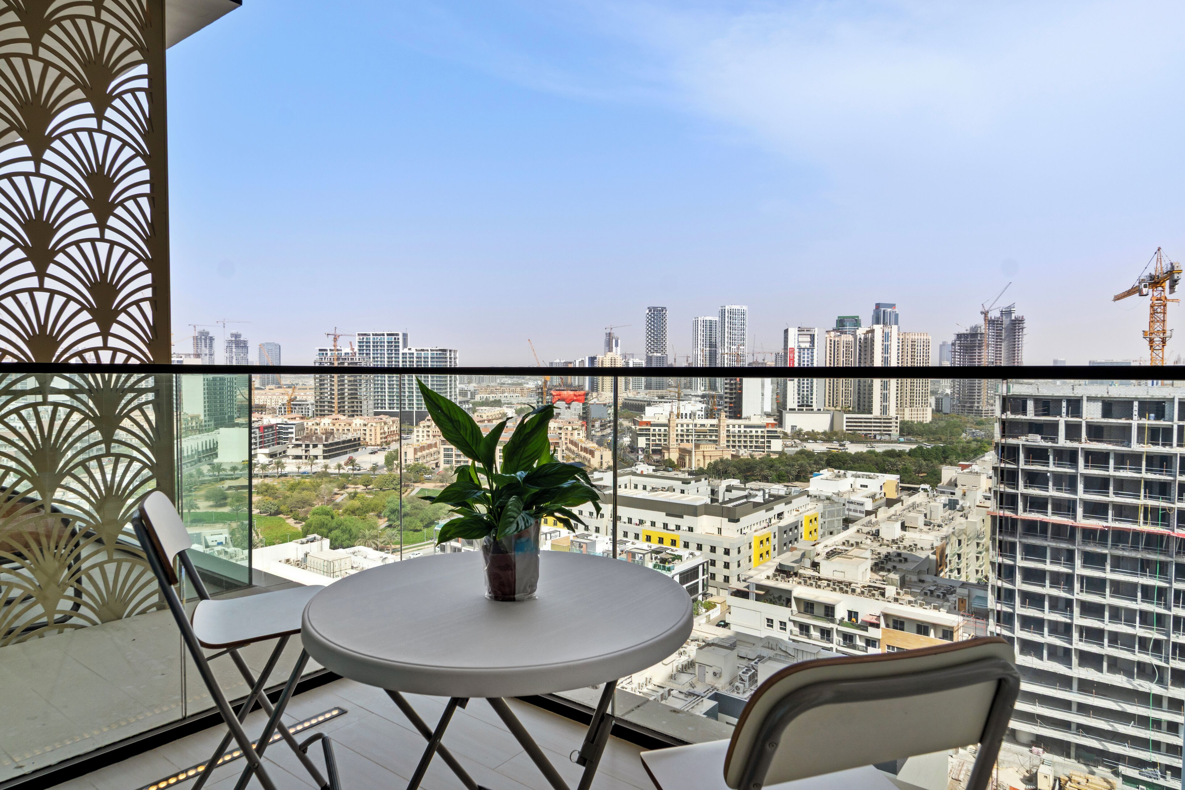 Apartamento conforto, cozinha, vista para a cidade | Sacada