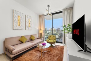 Appartement Confort, cuisine, vue sur la ville | Aire de séjour