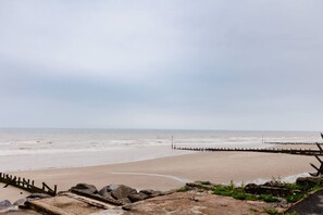 Beach - Withernsea 249 Stylish 2 Bed Apartment (Withernsea)