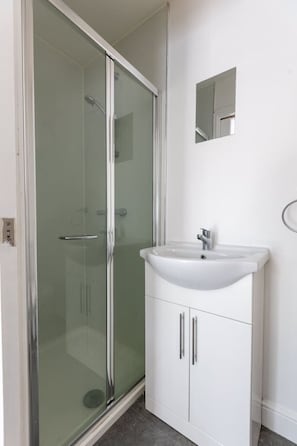 Free toiletries, hair dryer, towels, toilet paper