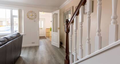 Hullidays East》 Modern Detached 3 Bed House