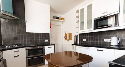 Hullidays》University 2 Bed Apartment