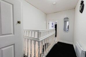 Interior - Withernsea Coastal Getaway Apt (Withernsea)
