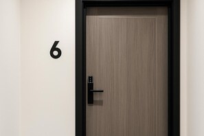 Interior - London High Road Apartment (London)