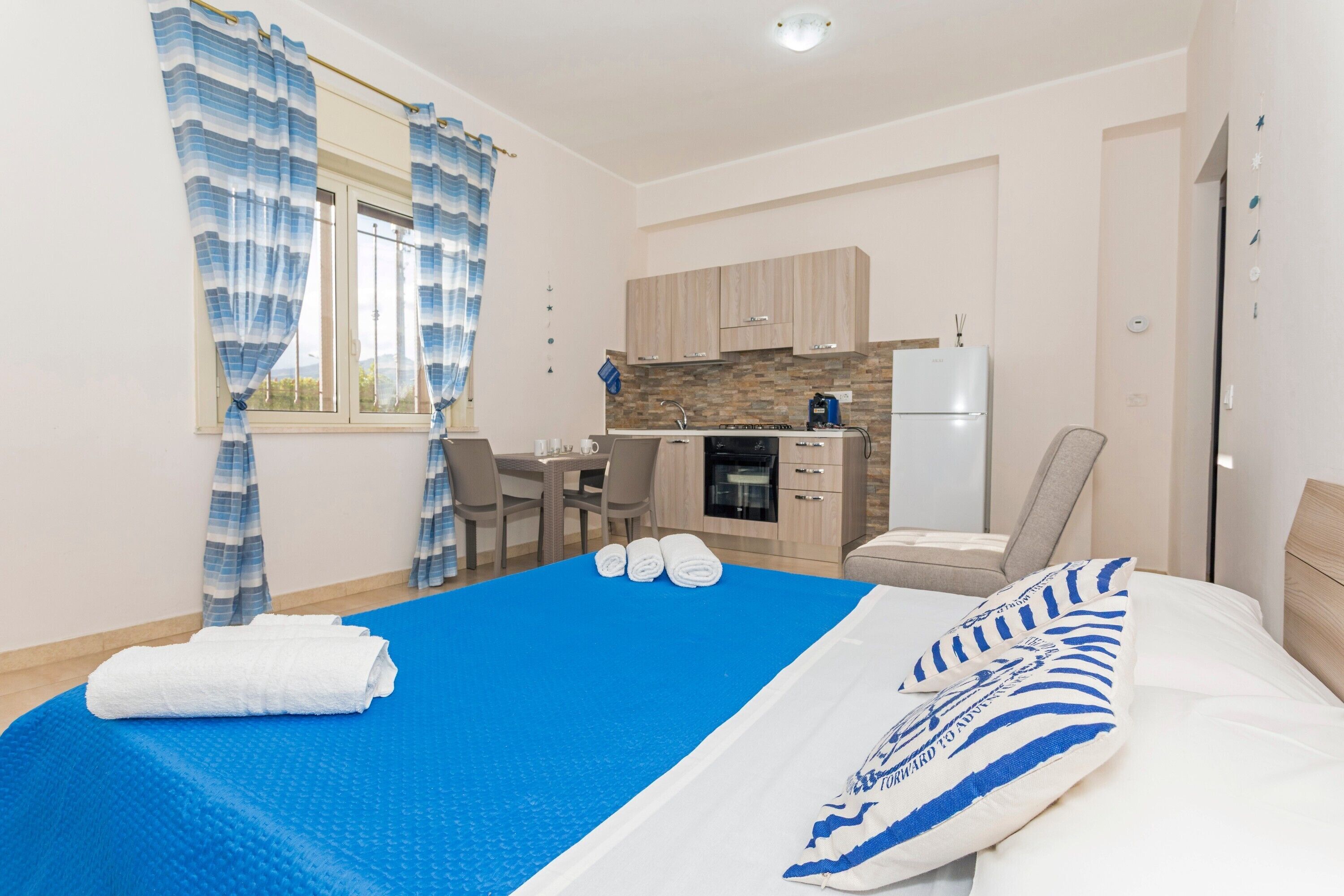 1 室のベッドルーム、アイロン / アイロン台、ベッドシーツ