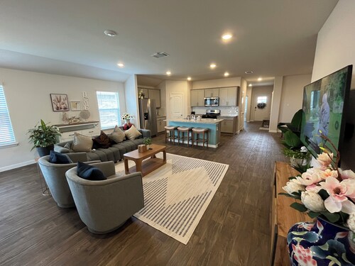 Charming 4-bedroom house with AC in San Marcos