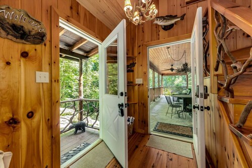 Storybook Waterfall Cottage | Hot Tub | Pets