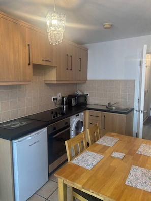 Private kitchen - The Courtyard Retreat (Sligo)