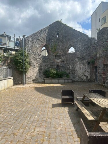 The Courtyard Retreat