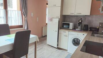 Microwave, oven, stovetop