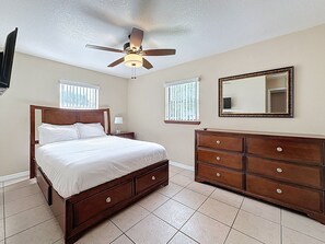 2 bedrooms, WiFi - 2737 Bel Aire Circle (Tampa)