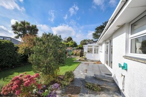 Property grounds - 42 Little Trelyn (Wadebridge)