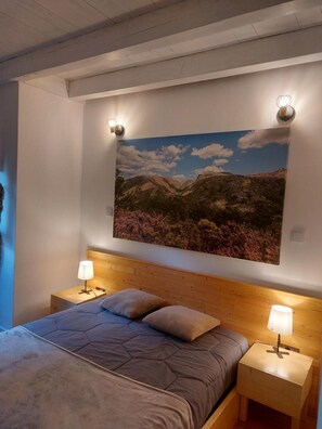 4 bedrooms, WiFi, bed sheets - Apartment 'Casa Pinhão De Sousa' with Jacuzzi and Pool (Vieira do Minho)