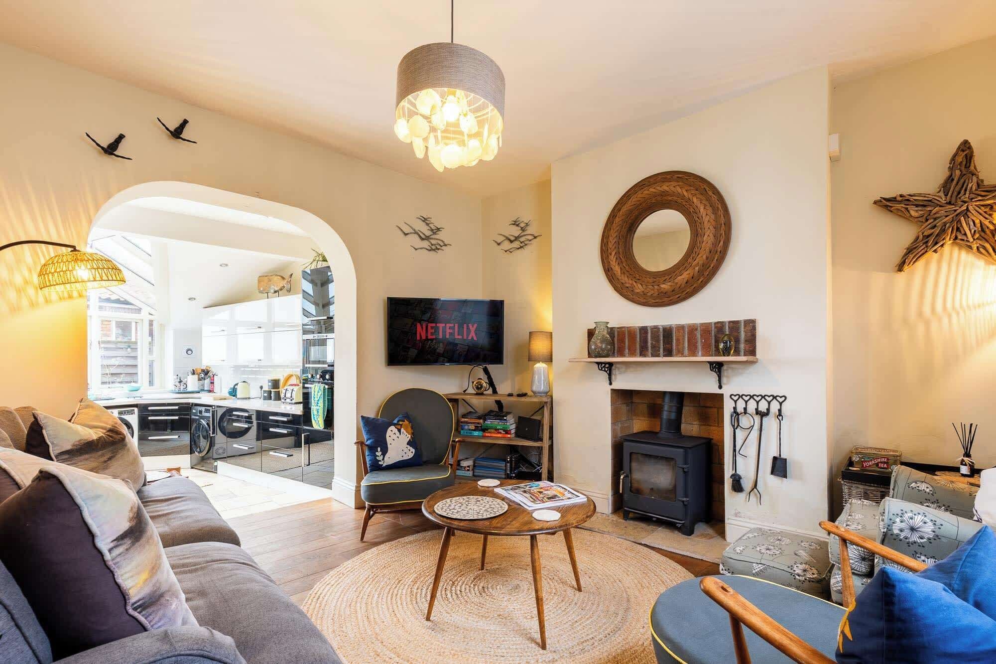 TV, fireplace, offices