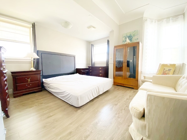 3 bedrooms, WiFi, bed sheets