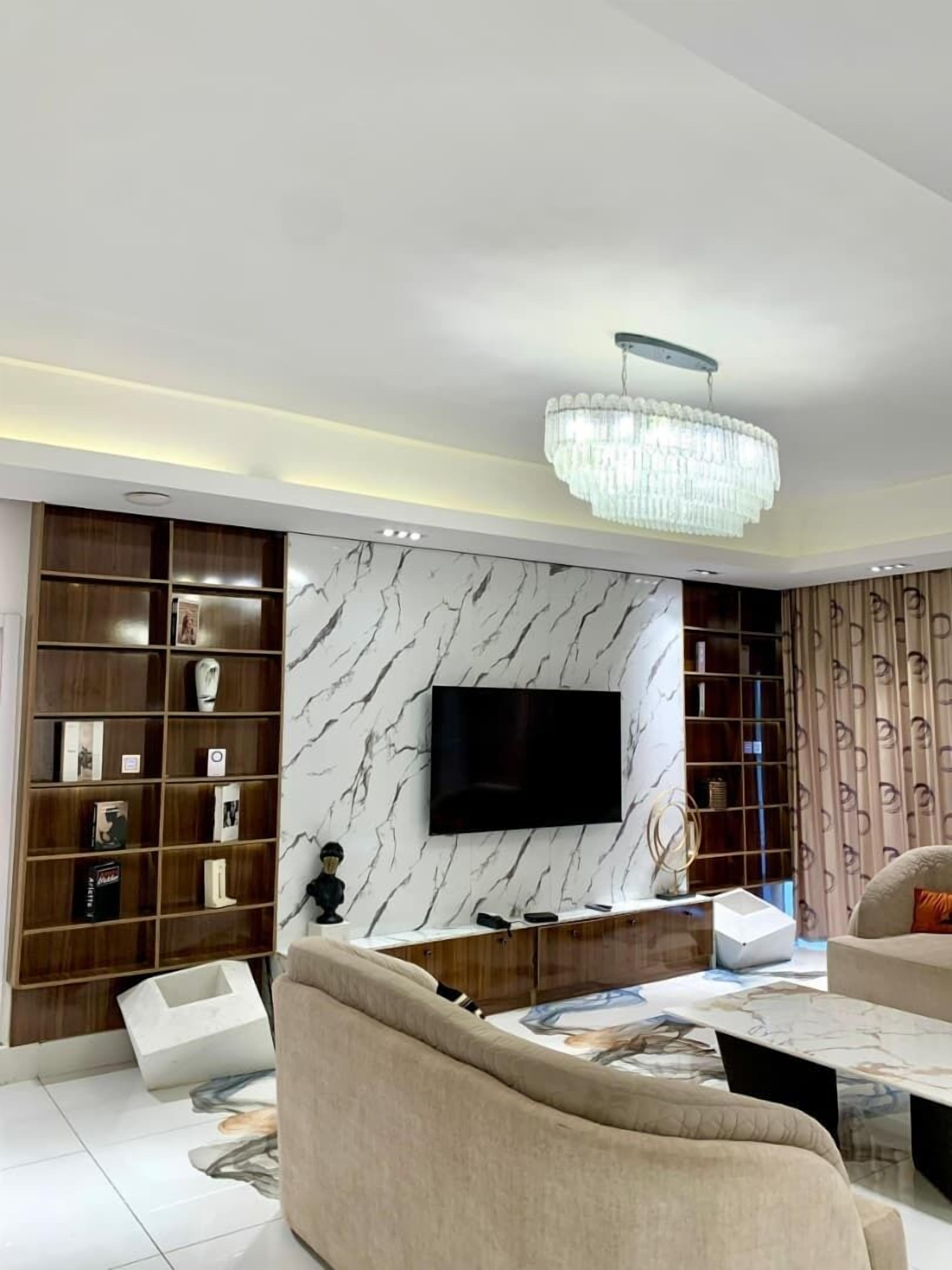 Luxury Apartment, Pool View | Living area