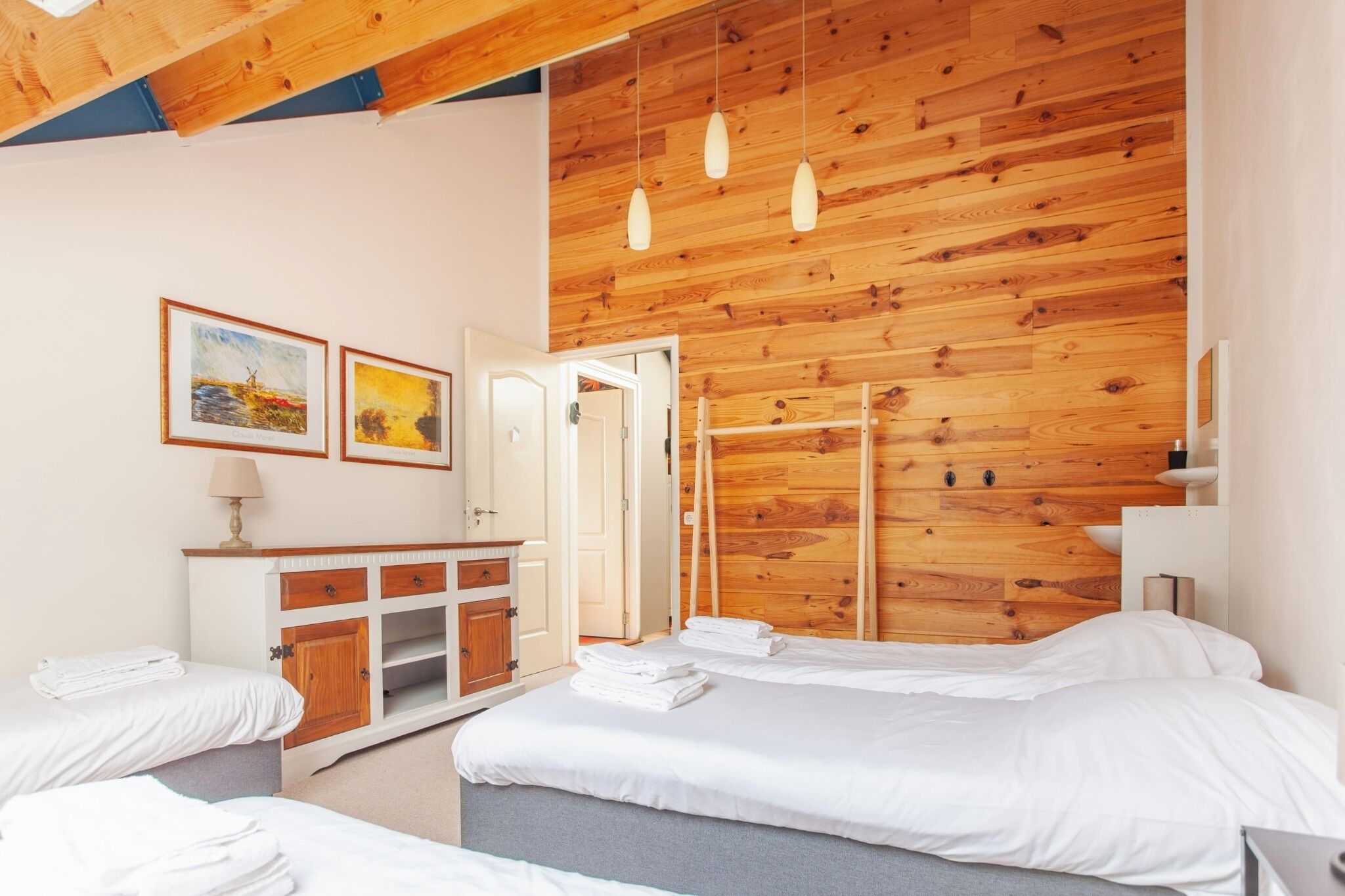 6 Schlafzimmer, Bügeleisen/Bügelbrett, kostenloses WLAN, Bettwäsche