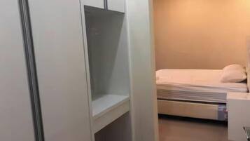 3 室のベッドルーム、WiFi