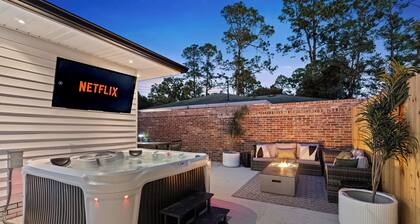 New 5 Star Luxury/Putting Green/Hot Tub/EV/Fire Pit/5 min from the Masters