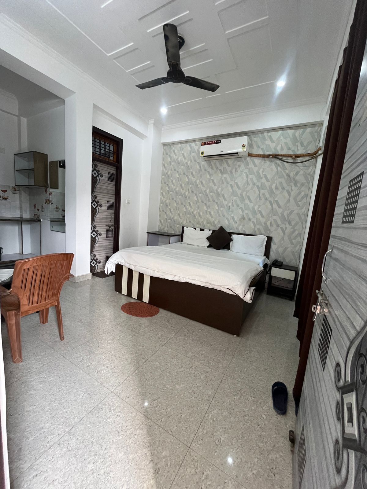 Schreibtisch, kostenloses WLAN