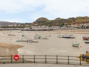 Marina - Riverside Cottage (Conwy)