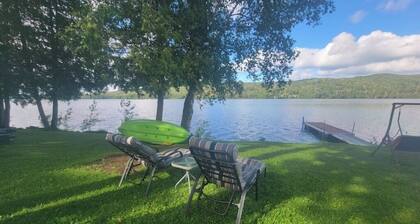Chalet des frontières-Le 39 Lac Long Riviere-Bleue