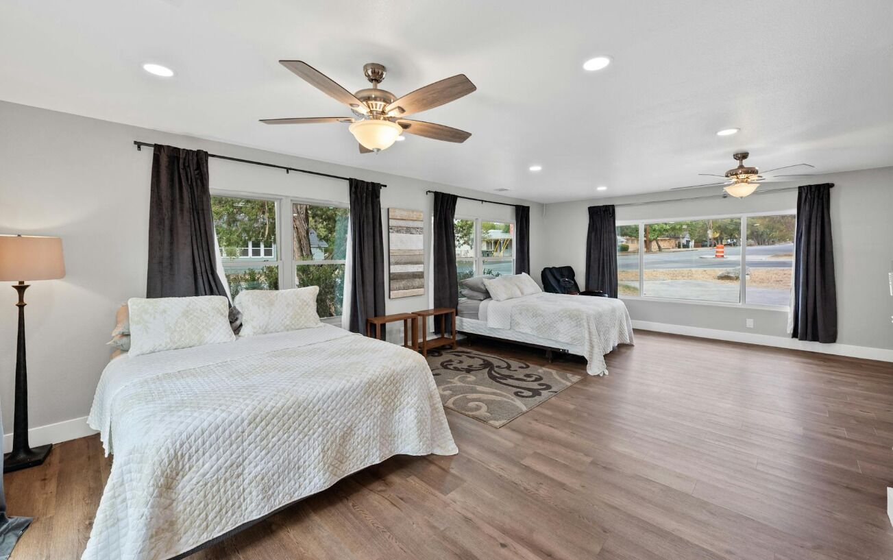 3 chambres, fer et planche à repasser, accès Internet, draps fournis