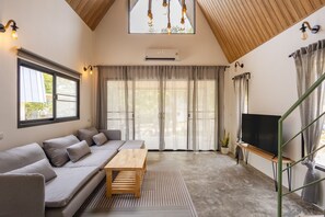 Smart TV - Coconut WayWay Paradise Bungalow 5 (Ko Pha-ngan Sub-district)