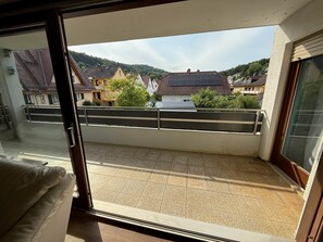 Interior - Kilians Lodge - Balcony Apartment (Rüdenau)