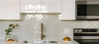 Sosuite at The Ovation