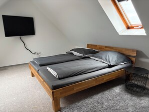 2 bedrooms, internet, bed sheets - Vacation apartment Aischgrund - 75 m² | near Nuremberg, Bamberg & Steigerwald (Lonnerstadt)