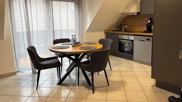 Private kitchen - Vacation apartment Aischgrund - 75 m² | near Nuremberg, Bamberg & Steigerwald (Lonnerstadt)