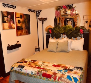 2 habitaciones, tabla de planchar con plancha, wifi y ropa de cama