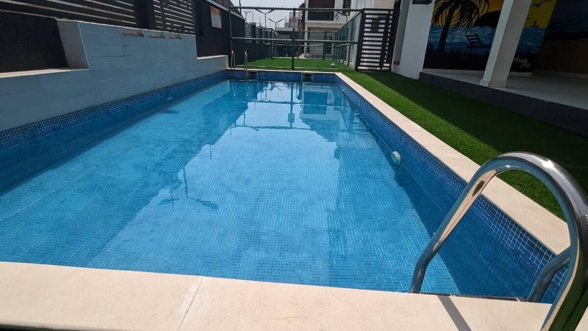 Kolam renang outdoor