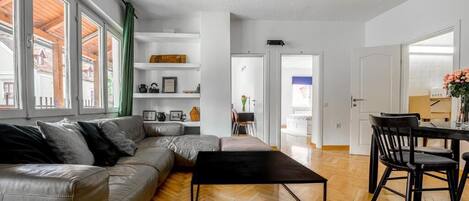 Apartment, City View | Living area