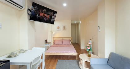 Spacious Studio with Fast Wi-Fi Near UP and Maginhawa