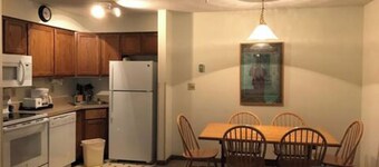 Killington Ground-Level 2BR/2BA Condo Walk-Out Patio, Easy Access