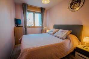 1 chambre, fer et planche à repasser, Wi-Fi