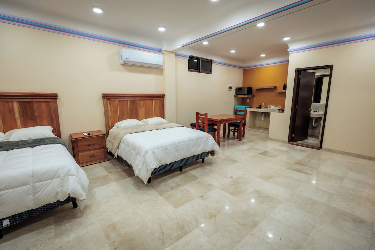 Superior Apartment, Patio | Desk, free WiFi