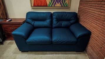 Departamento de lujo, vista a la ciudad | Área de sala de estar