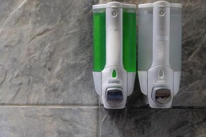 Badezimmerausstattung