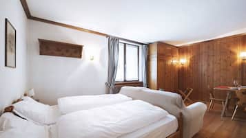 1 chambre, fer et planche à repasser