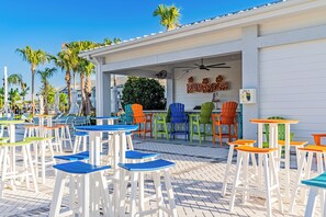 Outdoor dining - Spacious Home w/ Private Pool, BBQ, Summer Kitchen & Game Room - Near Disney (Clermont)